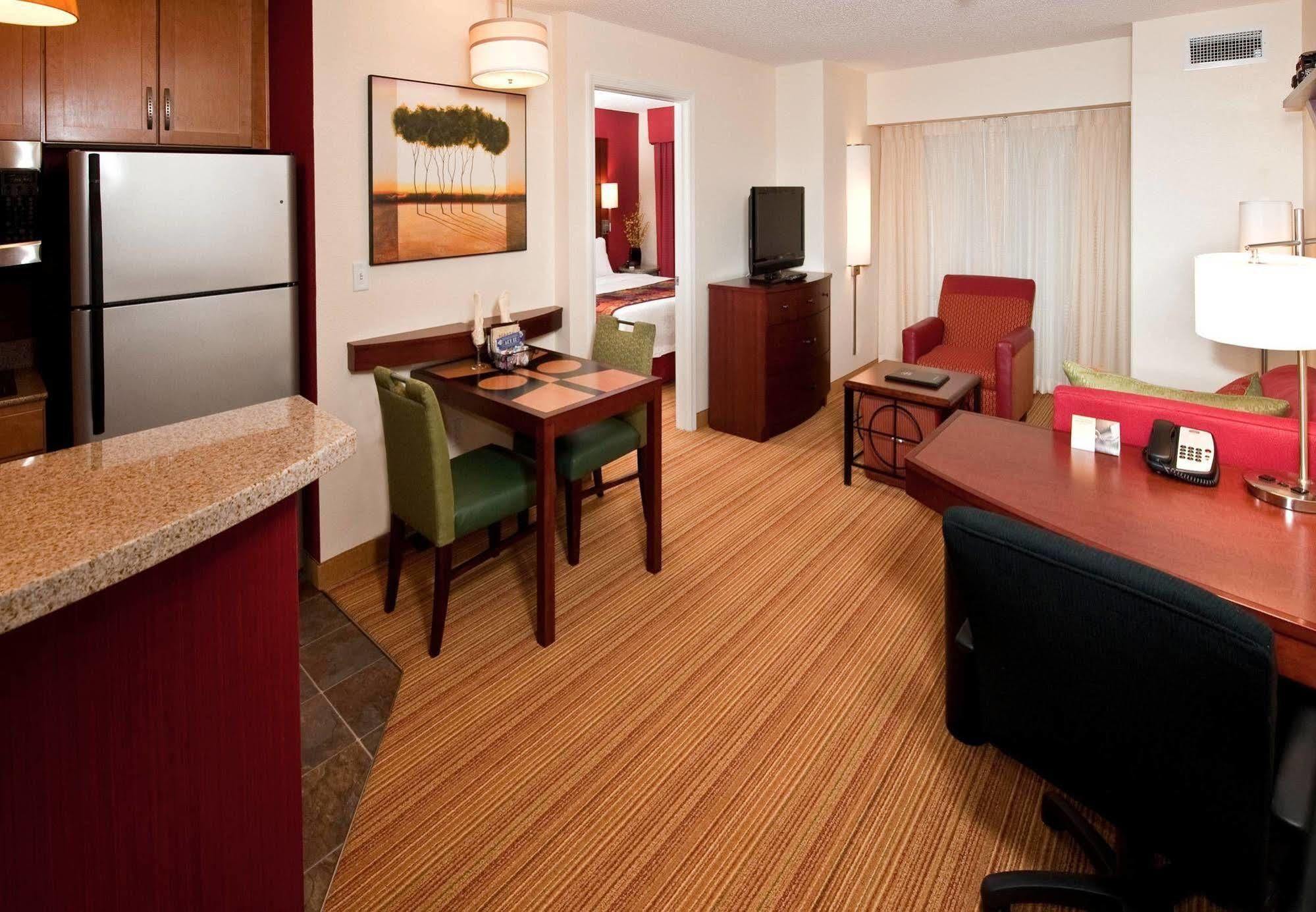 Residence Inn By Marriott Hattiesburg Bagian luar foto